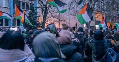Profesores y estudiantes de la UCM se movilizan en apoyo a la causa Palestina