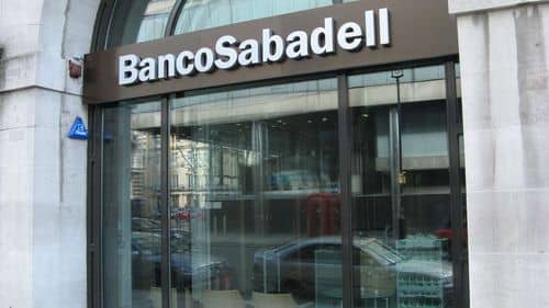 La absorción del Banco Sabadell: un tema clave en las elecciones catalanas